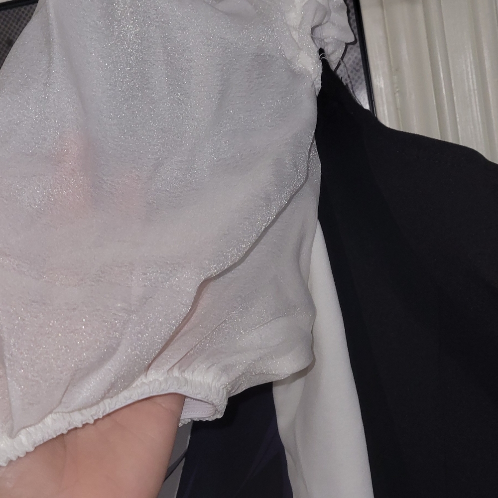 Dress - Picture 2 of 4